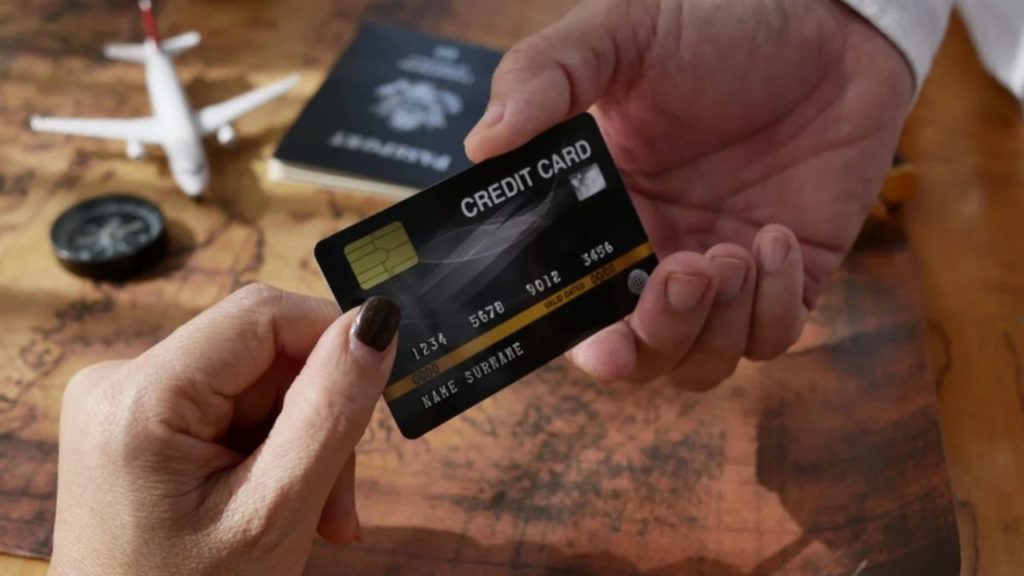 Top Picks: Best Debit and Credit Cards for International Travel