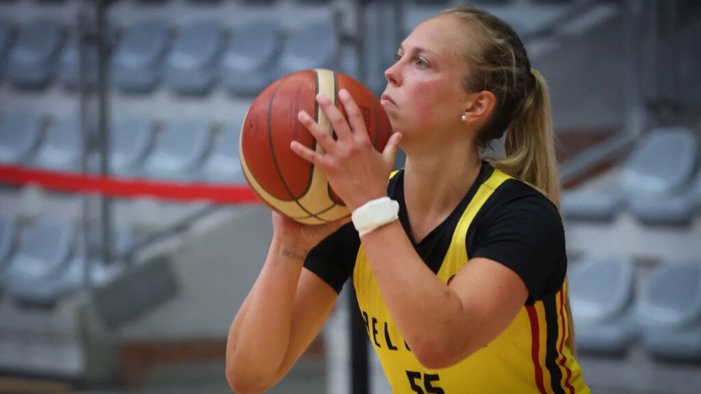 Belgium Star Guard Julie Allemand